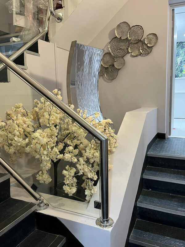 Gallery image - The Dentist